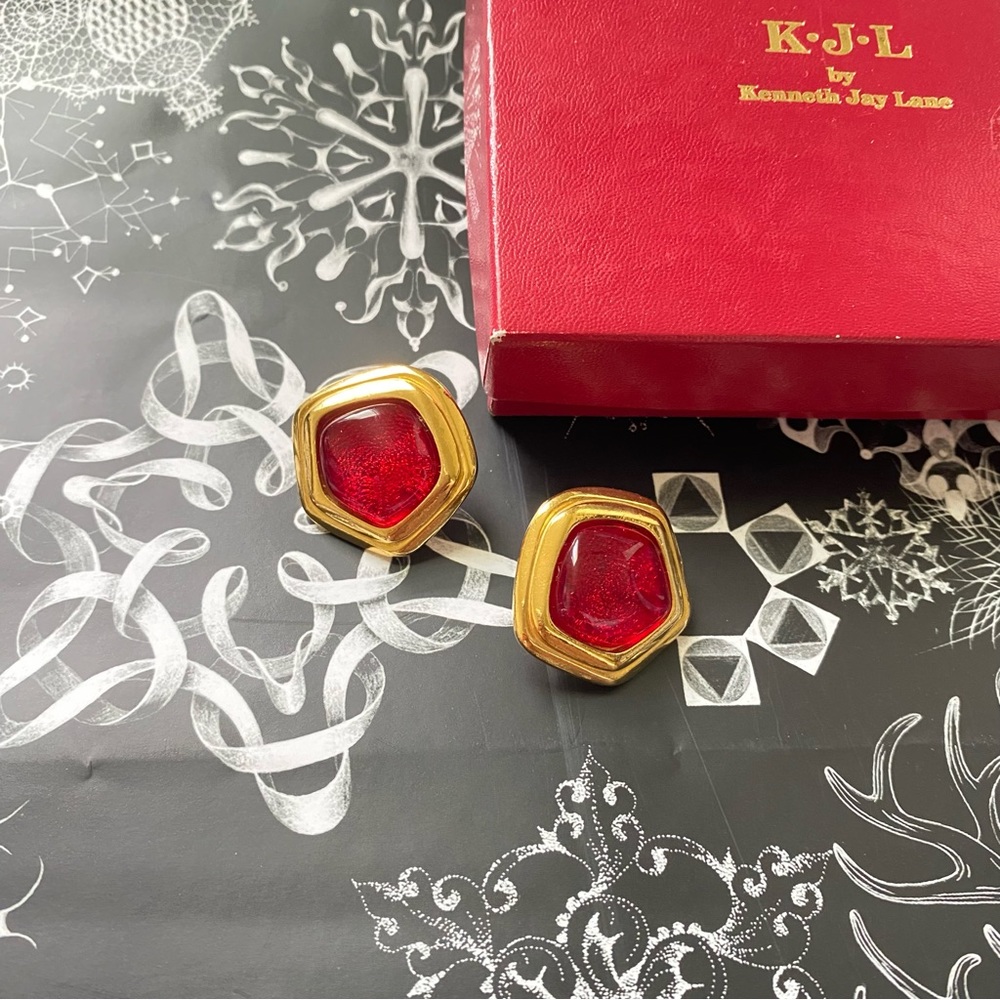 Vintage singed Avon Gripoix Style Caprianti KJL Clip On Earrings Red Cabochon